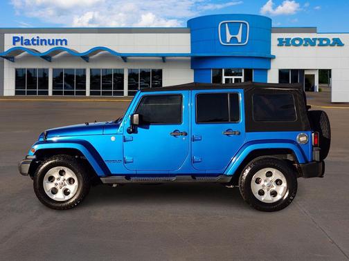 2015 Jeep Wrangler Unlimited Sahara