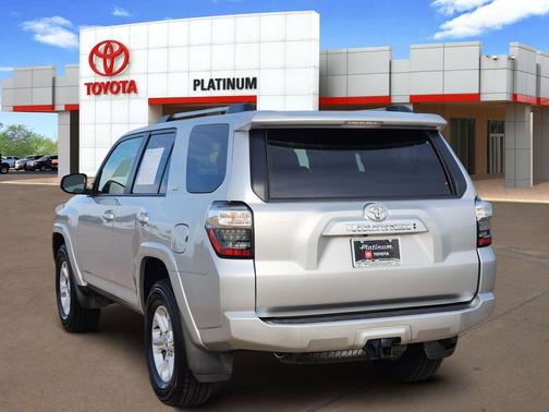 2024 Toyota 4Runner SR5