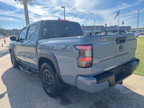 2023 Nissan Frontier PRO-X