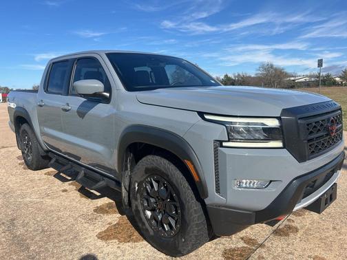 2023 Nissan Frontier PRO-X