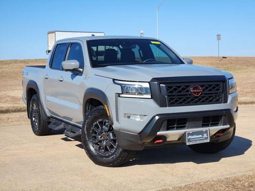 2023 Nissan Frontier PRO-X