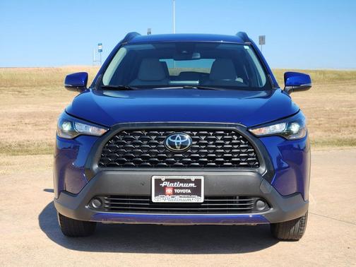 2022 Toyota Corolla Cross LE