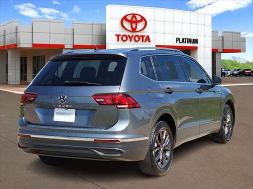 2023 Volkswagen Tiguan 2.0T SE