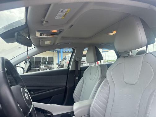 2023 Hyundai ELANTRA HEV Limited