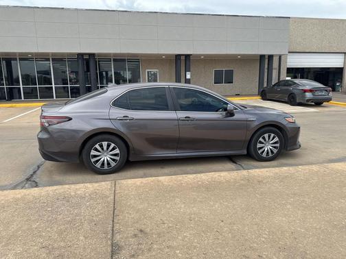 Predawn Gray Mica 2021 Toyota Camry LE