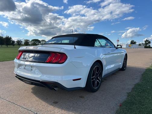 2023 Ford Mustang EcoBoost Premium