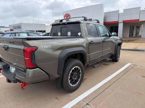 Bronze 2025 Toyota Tacoma Hybrid TRD Off Road