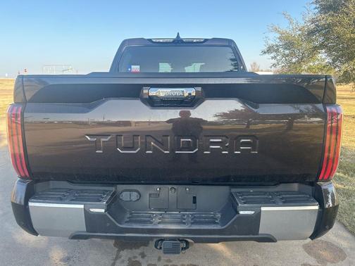 2022 Toyota Tundra Limited