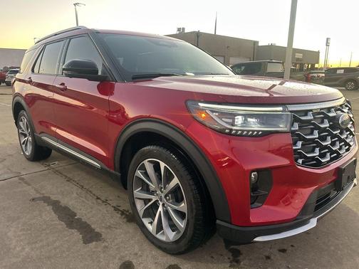 2025 Ford Explorer Platinum
