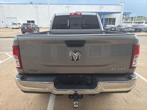 2019 RAM 2500 Tradesman Crew Cab 4x4 6'4' Box