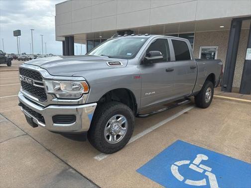 2019 RAM 2500 Tradesman Crew Cab 4x4 6'4' Box
