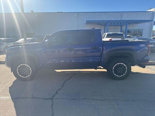 2025 Toyota Tacoma TRD Off Road
