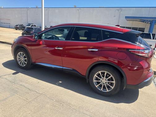 Cayenne Red Metallic 2017 Nissan Murano SL