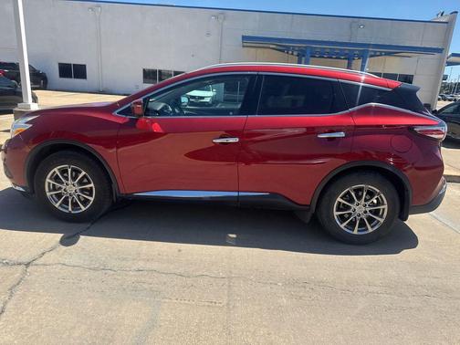 Cayenne Red Metallic 2017 Nissan Murano SL