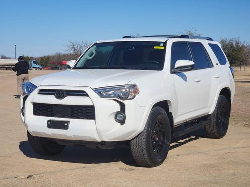 2023 Toyota 4Runner SR5