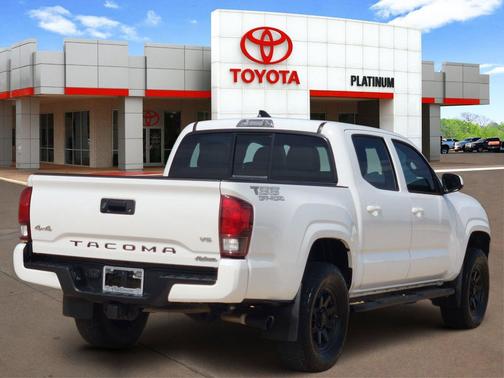 Ice Cap 2023 Toyota Tacoma SR