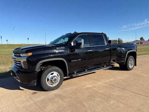 Black 2021 Chevrolet Silverado 3500 High Country