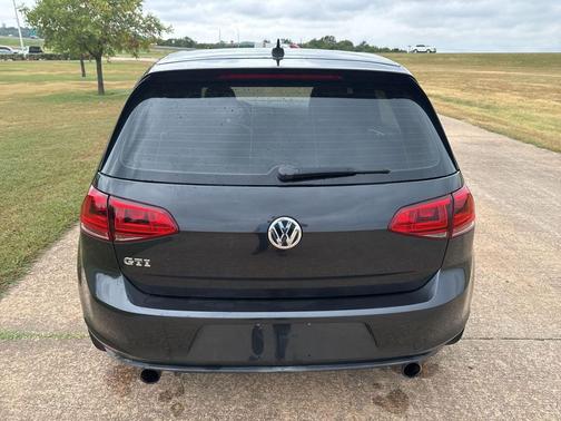 2015 Volkswagen Golf GTI 2.0T Autobahn 4-Door
