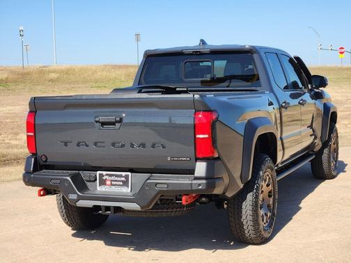 2025 Toyota Tacoma Hybrid Trailhunter