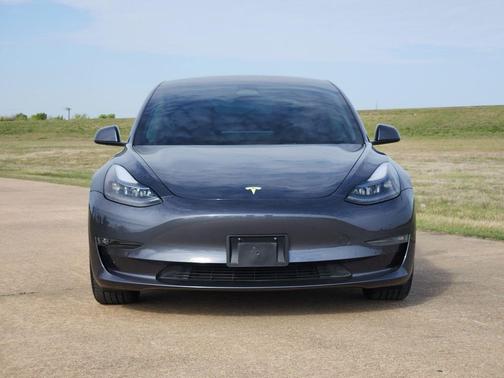 Midnight Silver Metallic 2022 Tesla Model 3 Long Range