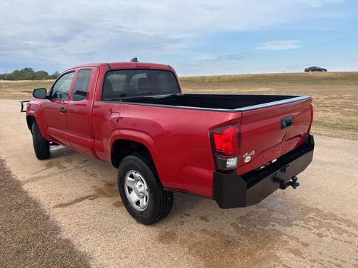 2020 Toyota Tacoma SR