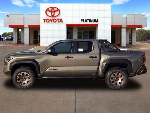 2026 Toyota Tacoma Hybrid Trailhunter