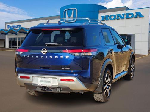 2025 Nissan Pathfinder Platinum FWD
