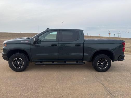 2025 Chevrolet Silverado 1500 ZR2
