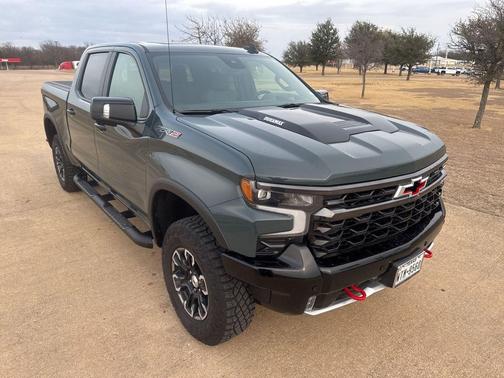 2025 Chevrolet Silverado 1500 ZR2