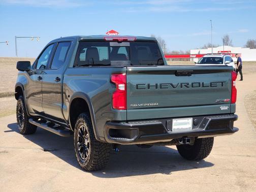 2025 Chevrolet Silverado 1500 ZR2