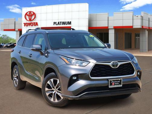 2020 Toyota Highlander XLE