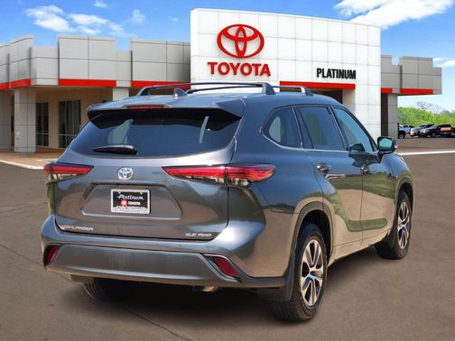 2020 Toyota Highlander XLE