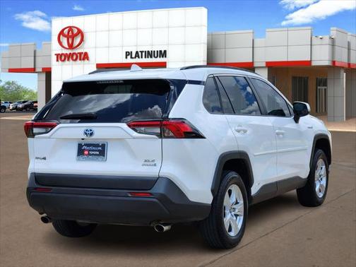 2021 Toyota RAV4 Hybrid XLE