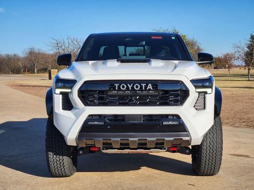 2026 Toyota Tacoma Hybrid 