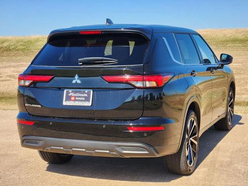 2022 Mitsubishi Outlander ES 2.5 2WD