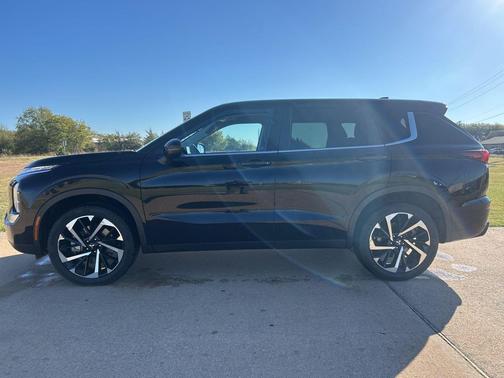 2022 Mitsubishi Outlander ES 2.5 2WD