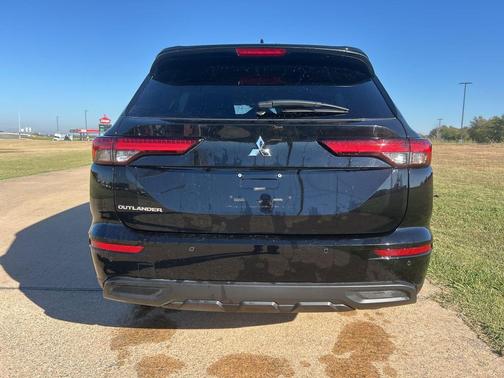 2022 Mitsubishi Outlander ES 2.5 2WD