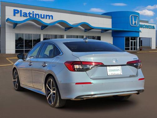 2022 Honda Civic Touring