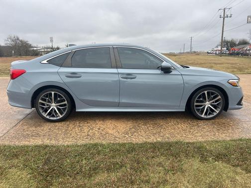 2022 Honda Civic Touring