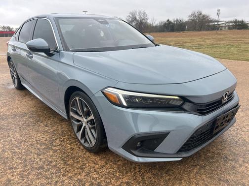 2022 Honda Civic Touring