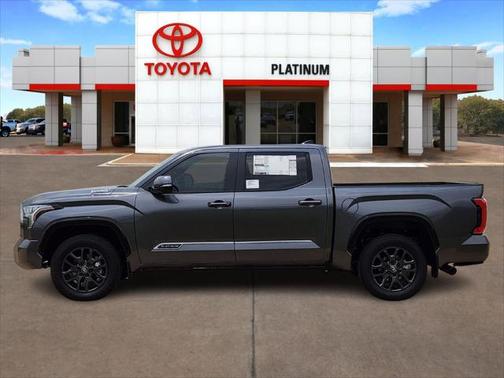 2025 Toyota Tundra Hybrid Platinum