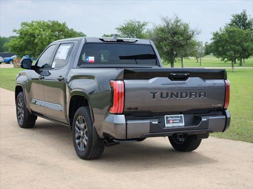 2025 Toyota Tundra Hybrid Platinum