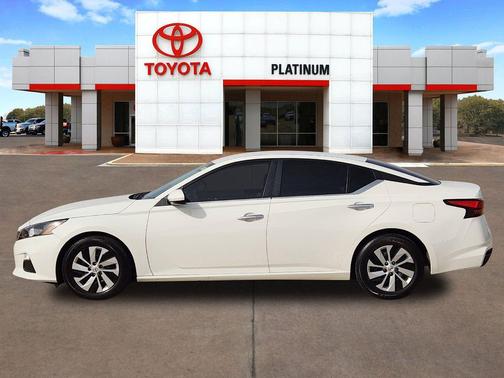 2022 Nissan Altima S FWD