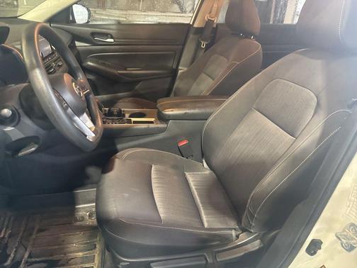 2022 Nissan Altima S FWD