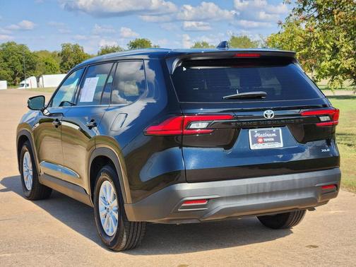 2024 Toyota Grand Highlander XLE