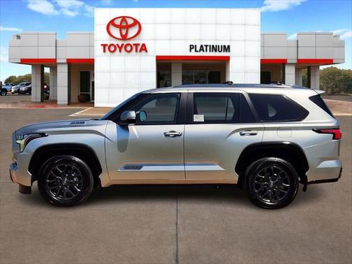 2025 Toyota Sequoia Base