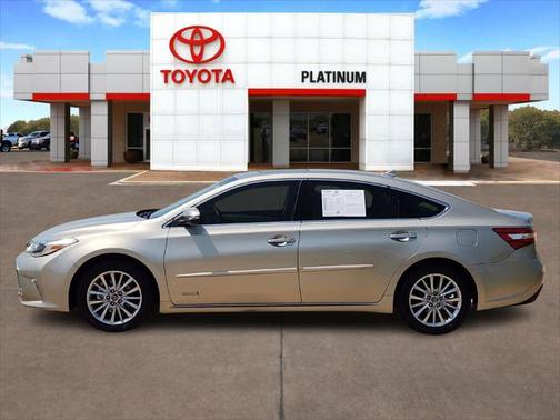 2018 Toyota Avalon Hybrid Limited