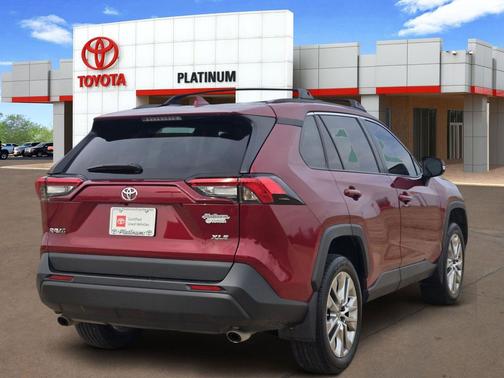 2024 Toyota RAV4 XLE Premium
