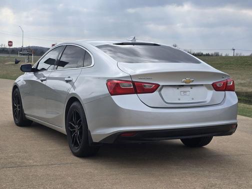 2016 Chevrolet Malibu 1LT