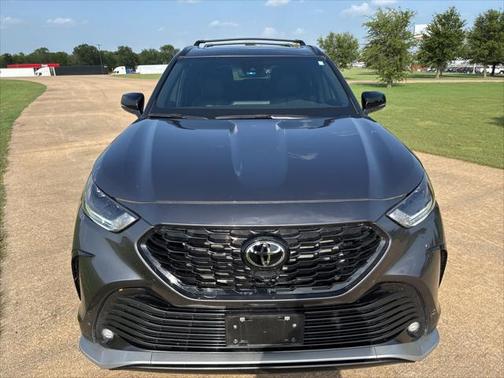 2024 Toyota Highlander XSE